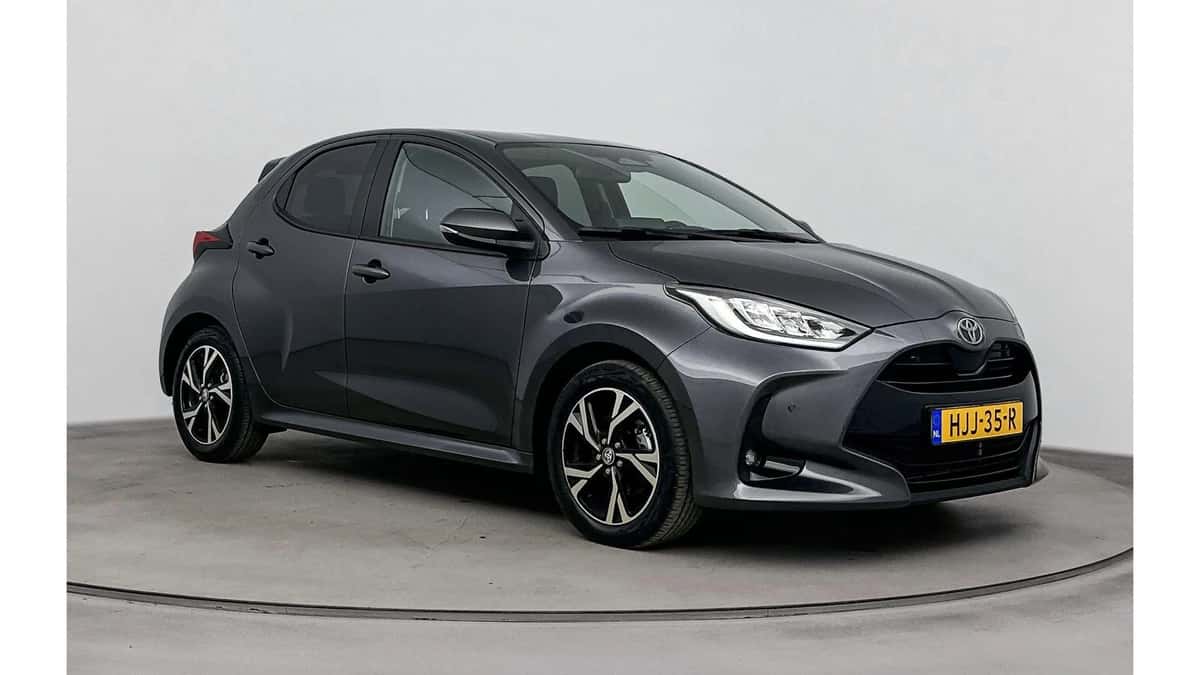 Toyota Yaris (2025) — foto 1