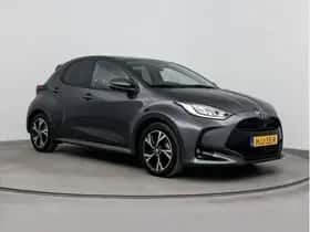 Toyota Yaris (2025) thumbnail 1