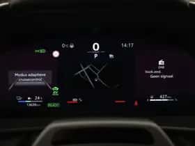Toyota C-HR (2025) thumbnail 3