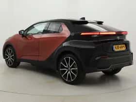 Toyota C-HR (2025) thumbnail 4