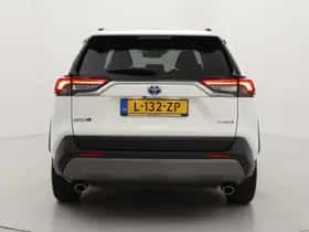 Toyota RAV4 (2021) thumbnail 20