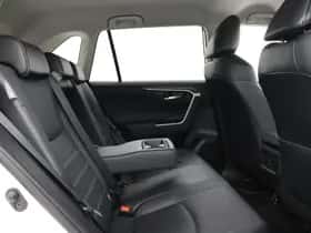 Toyota RAV4 (2021) thumbnail 38