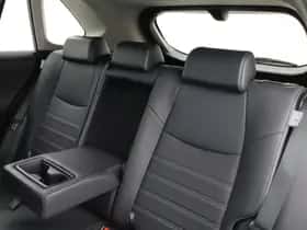 Toyota RAV4 (2021) thumbnail 39