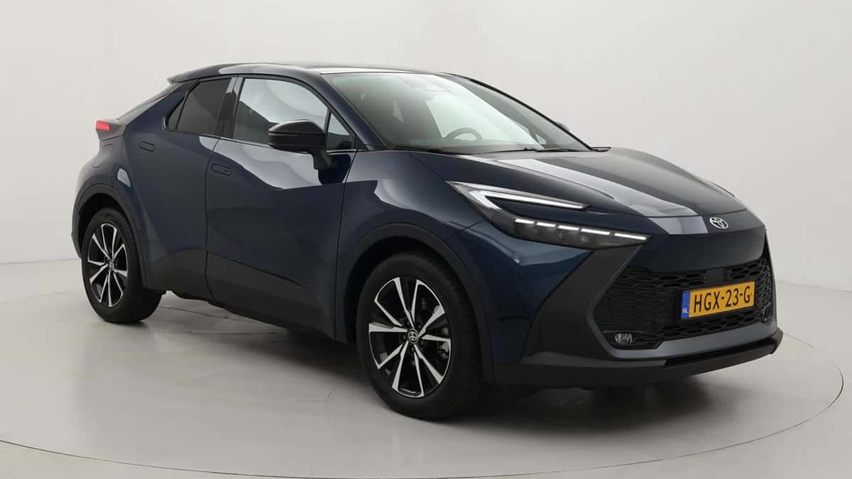 Toyota C-HR (2025) — foto 1