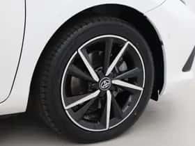 Toyota Auris (2019) thumbnail 14