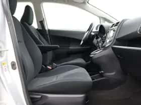 Toyota Verso-S (2011) thumbnail 25