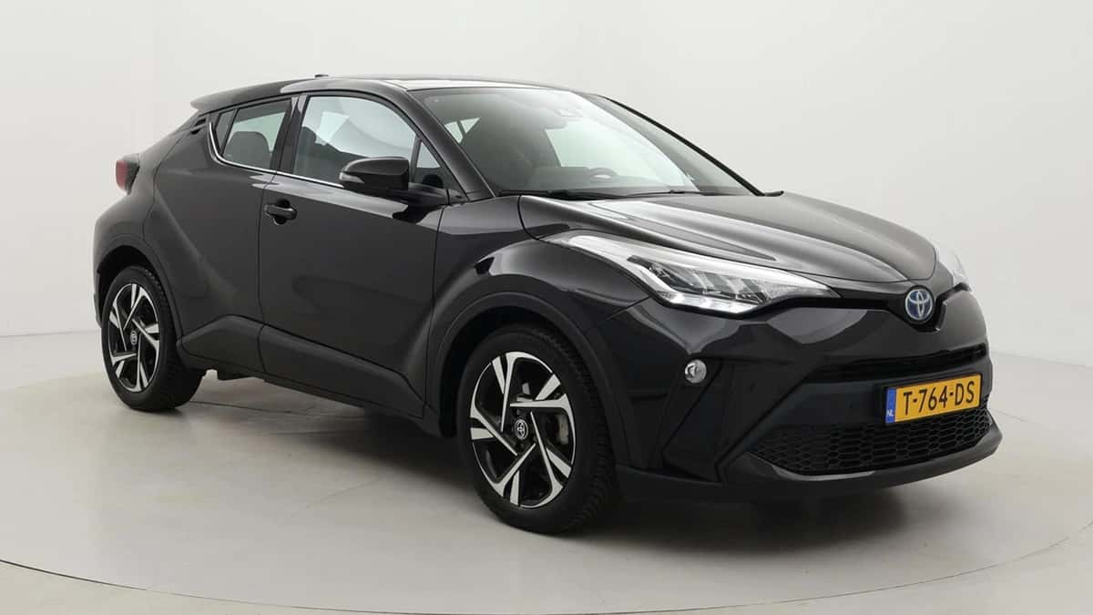 Toyota C-HR (2023) — foto 1