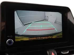Toyota C-HR (2023) thumbnail 9