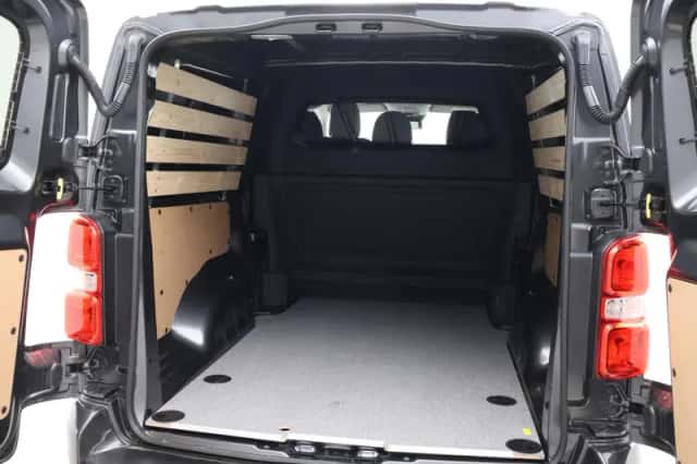 Toyota Proace (2024) thumbnail 5