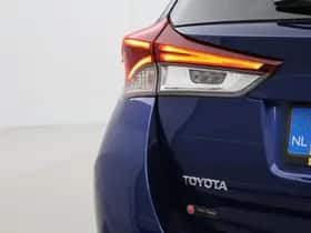Toyota Auris (2015) thumbnail 14