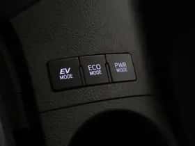 Toyota Auris (2015) thumbnail 30