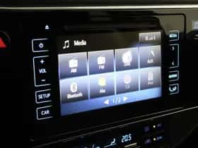 Toyota Auris (2015) thumbnail 31