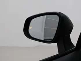 Toyota Corolla (2024) thumbnail 6