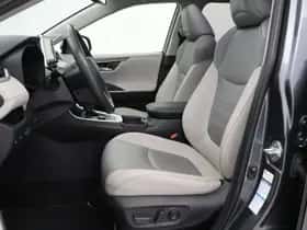 Toyota RAV4 (2021) thumbnail 24