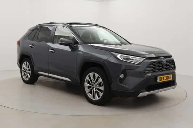Toyota RAV4 (2021) thumbnail 1