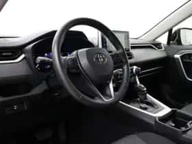 Toyota RAV4 (2019) thumbnail 2
