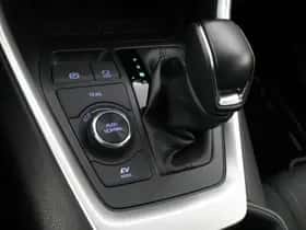 Toyota RAV4 (2019) thumbnail 26