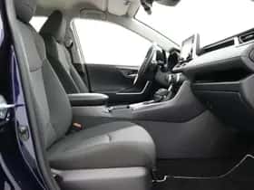 Toyota RAV4 (2019) thumbnail 32