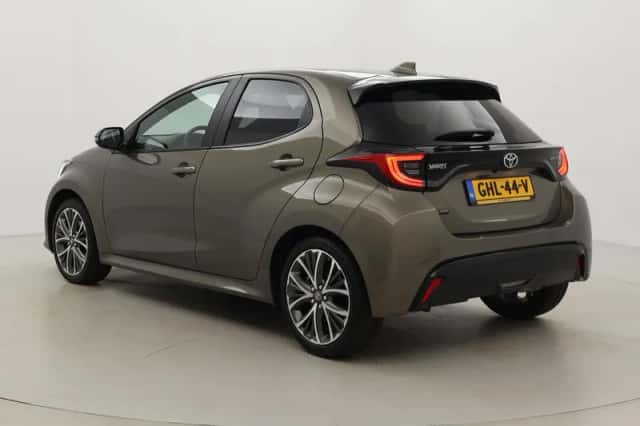 Toyota Yaris (2024) thumbnail 4