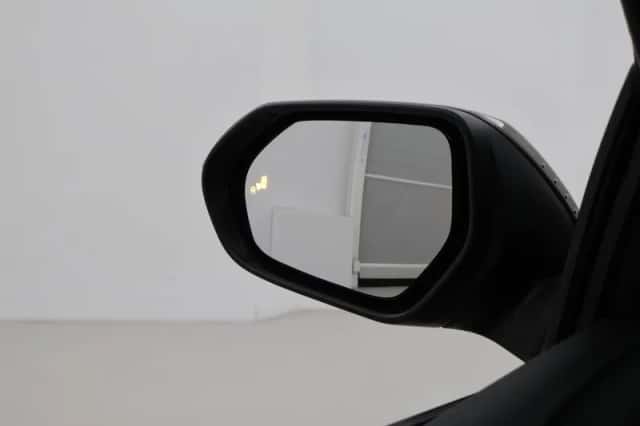 Toyota Yaris (2024) thumbnail 5