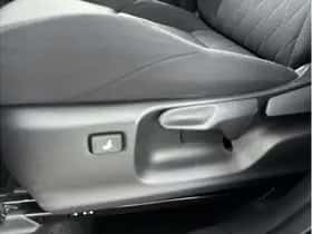 Toyota Corolla (2023) thumbnail 12