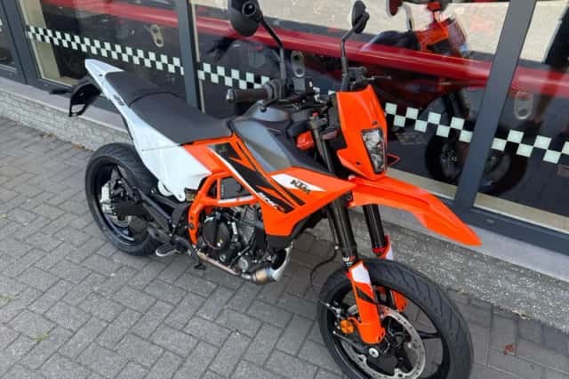 DS KTM (2026) thumbnail 2