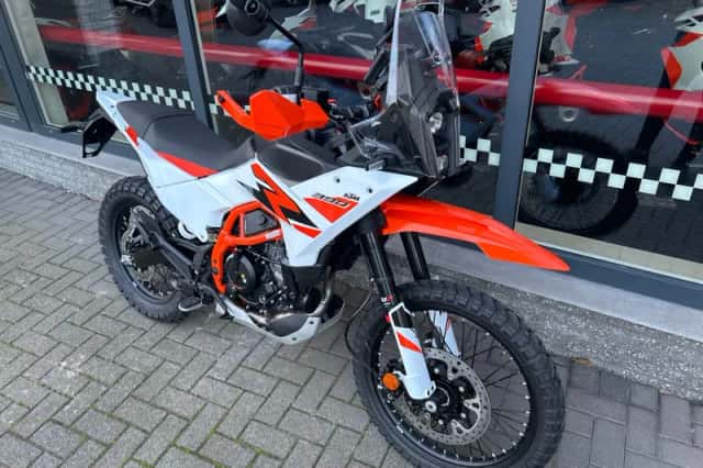 DS KTM (2026) thumbnail 2