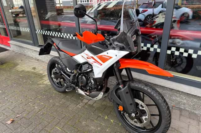 DS KTM (2026) thumbnail 2