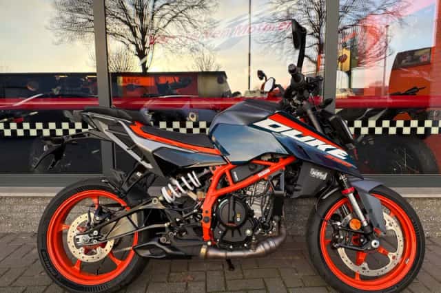 DS KTM (2026) thumbnail 1