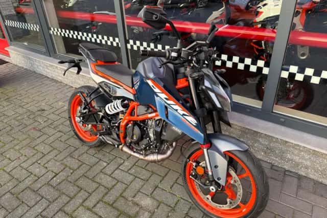DS KTM (2026) thumbnail 3
