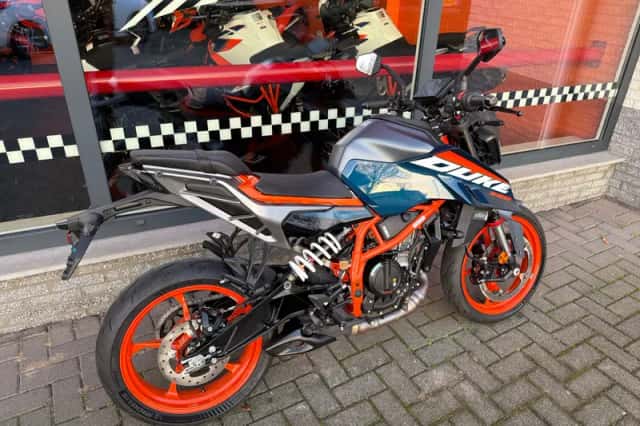 DS KTM (2026) thumbnail 4