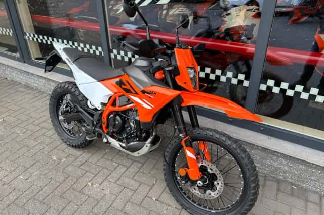 DS KTM (2026) thumbnail 3