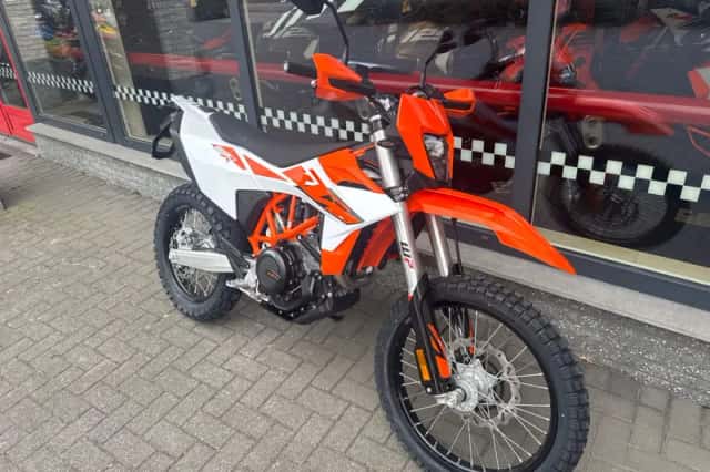 DS KTM (2026) thumbnail 2