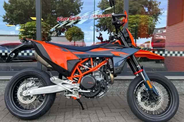 DS KTM (2026) thumbnail 2