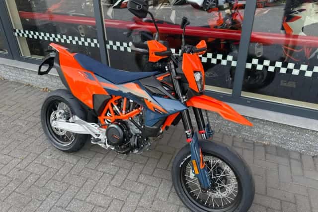 DS KTM (2026) thumbnail 3