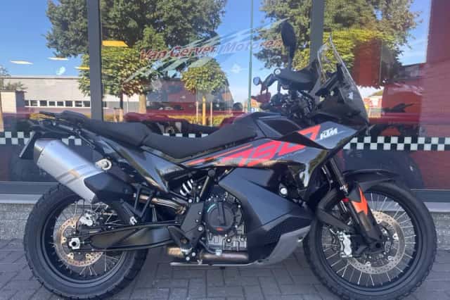 DS KTM (2024) thumbnail 1