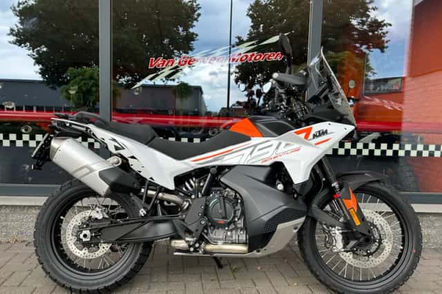 DS KTM (2026) thumbnail 1