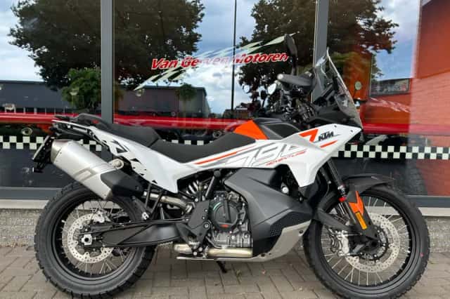 DS KTM (2026) thumbnail 2