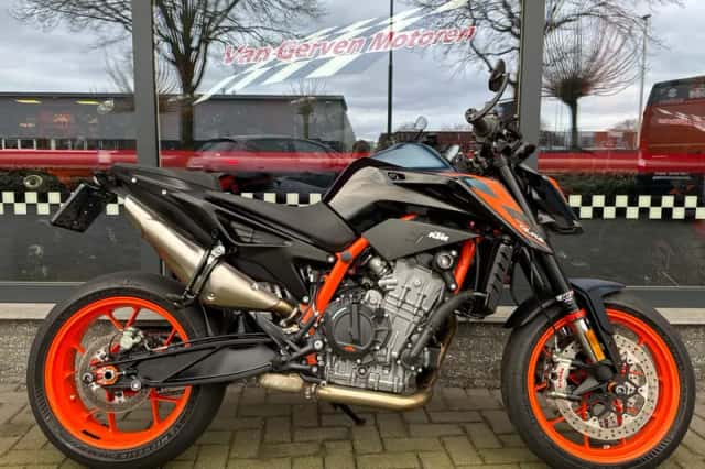 DS KTM (2022) thumbnail 2