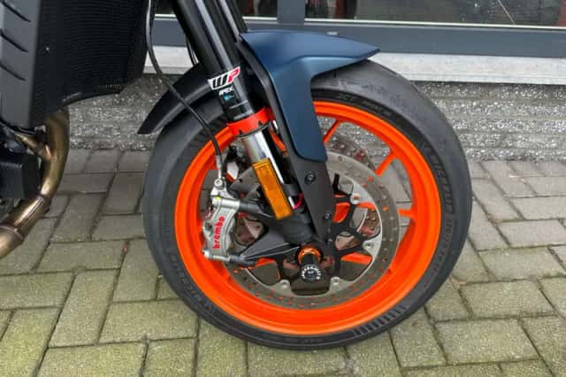 DS KTM (2022) thumbnail 6