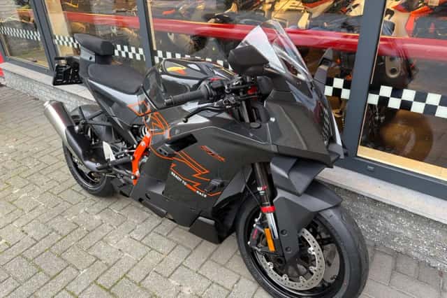 DS KTM (2026) thumbnail 2