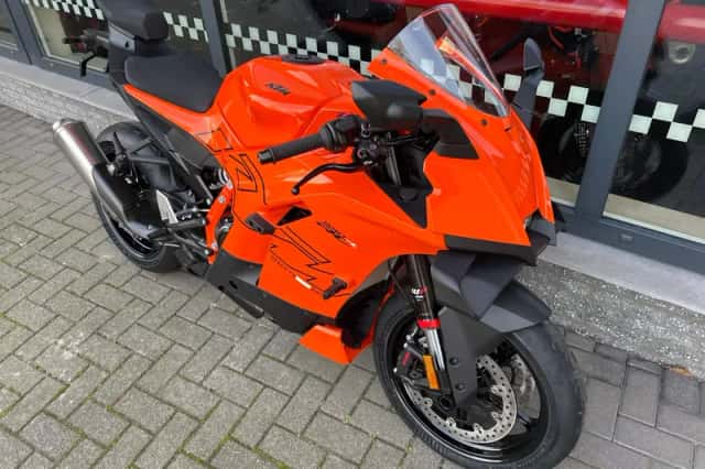 DS KTM (2026) thumbnail 2