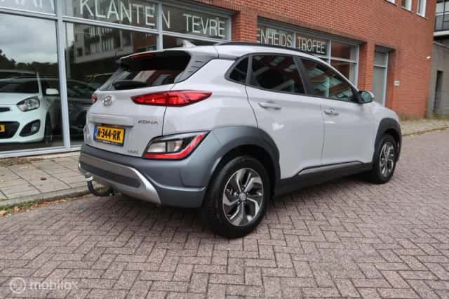Hyundai Kona (2021) thumbnail 6