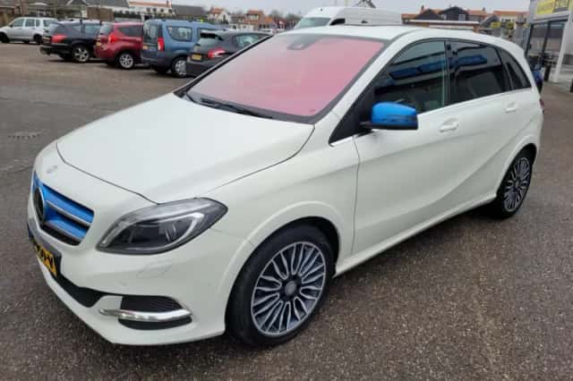 Mercedes-Benz B-Klasse (2017) thumbnail 3