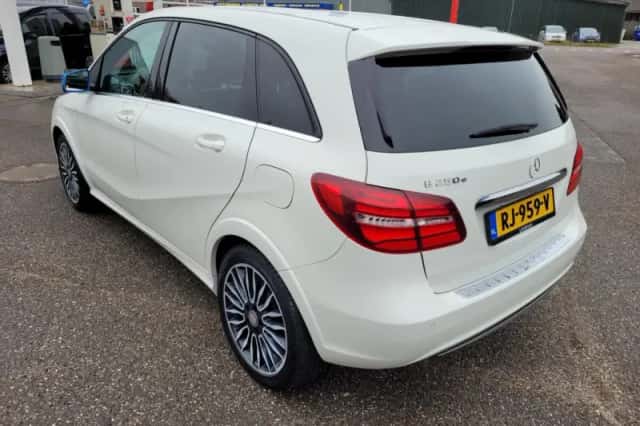 Mercedes-Benz B-Klasse (2017) thumbnail 4