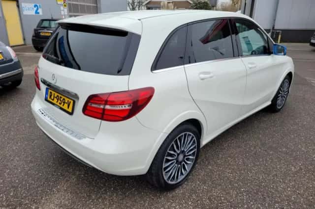 Mercedes-Benz B-Klasse (2017) thumbnail 6