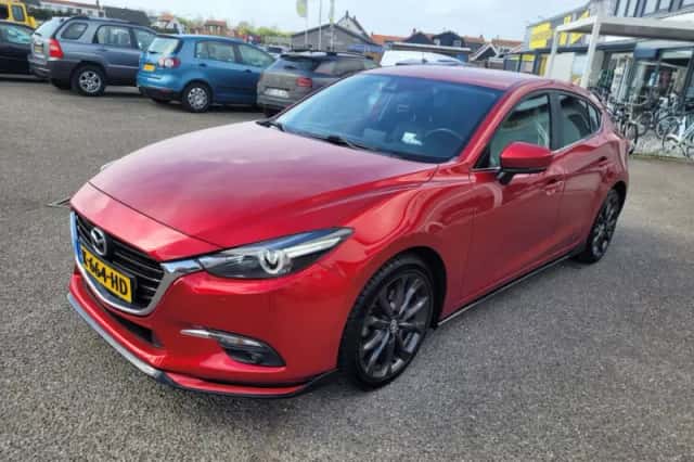 Mazda 3 (2017) thumbnail 3