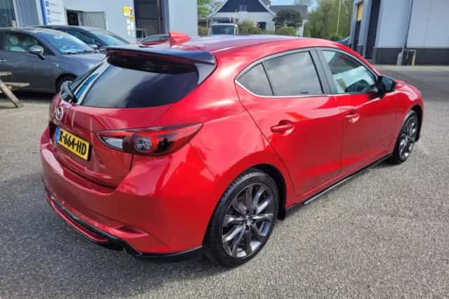 Mazda 3 (2017) thumbnail 6