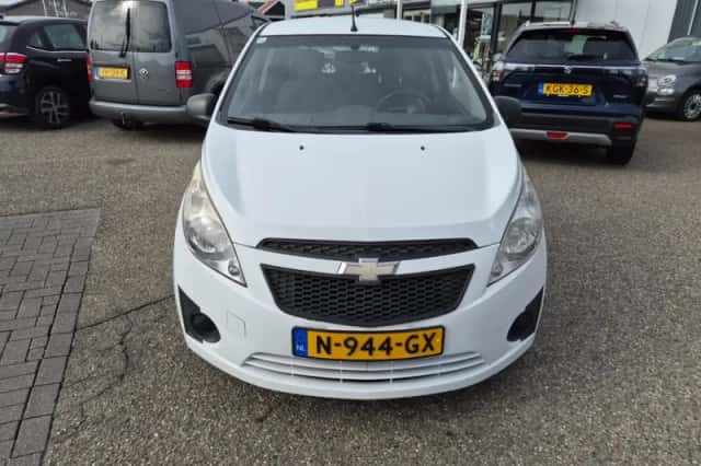 Chevrolet Spark (2012) thumbnail 2