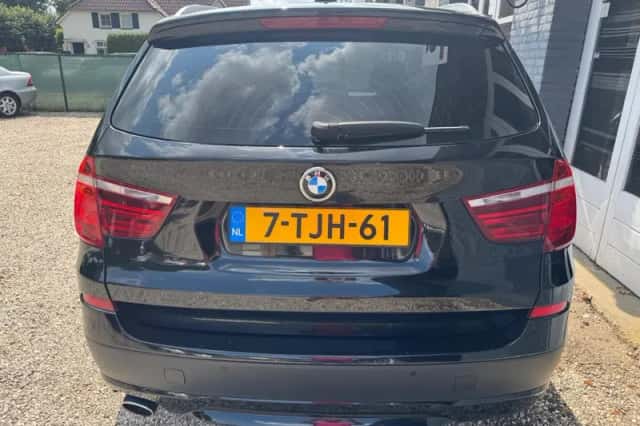 BMW X3 (2014) thumbnail 4